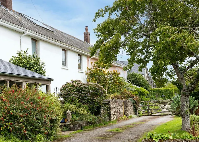 Middle Cottage - Tranquil Cottage Ideal For Walkers