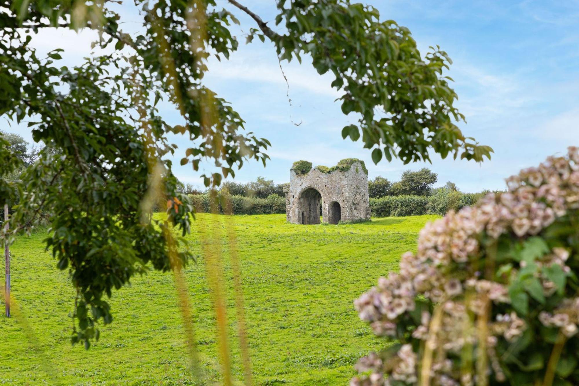 Middle - Tranquil Ideal For Walkers Holiday home