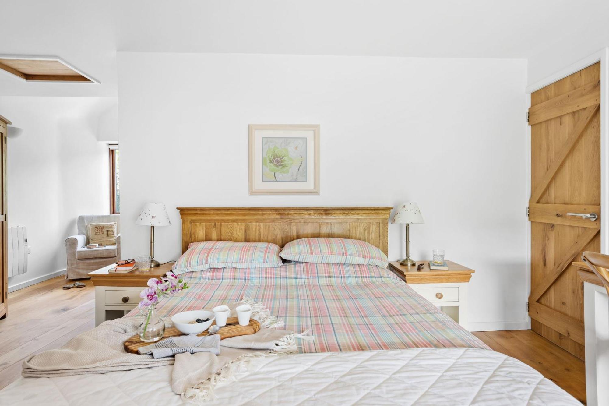 Middle - Tranquil Ideal For Walkers Cornworthy